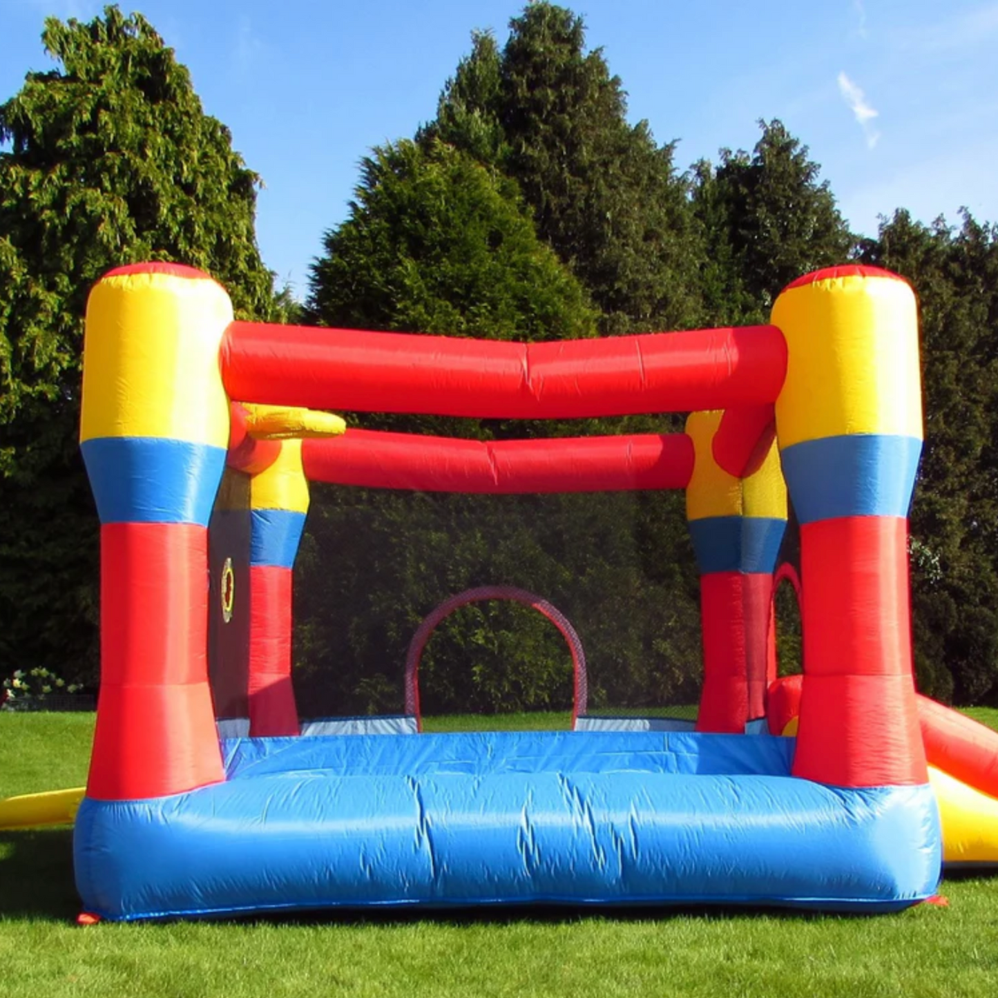 Château Gonflable et Toboggan pour enfants