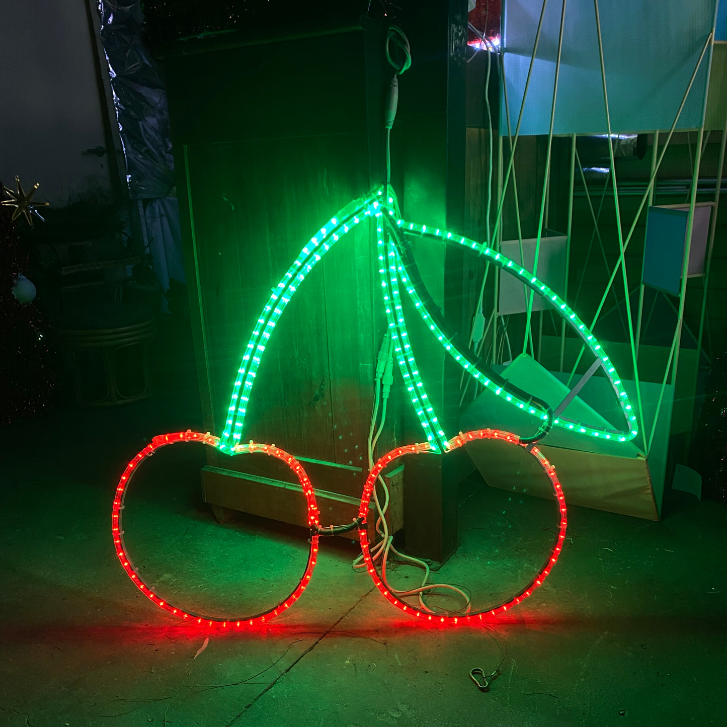 Décoration Cerise néon (6 en stock)