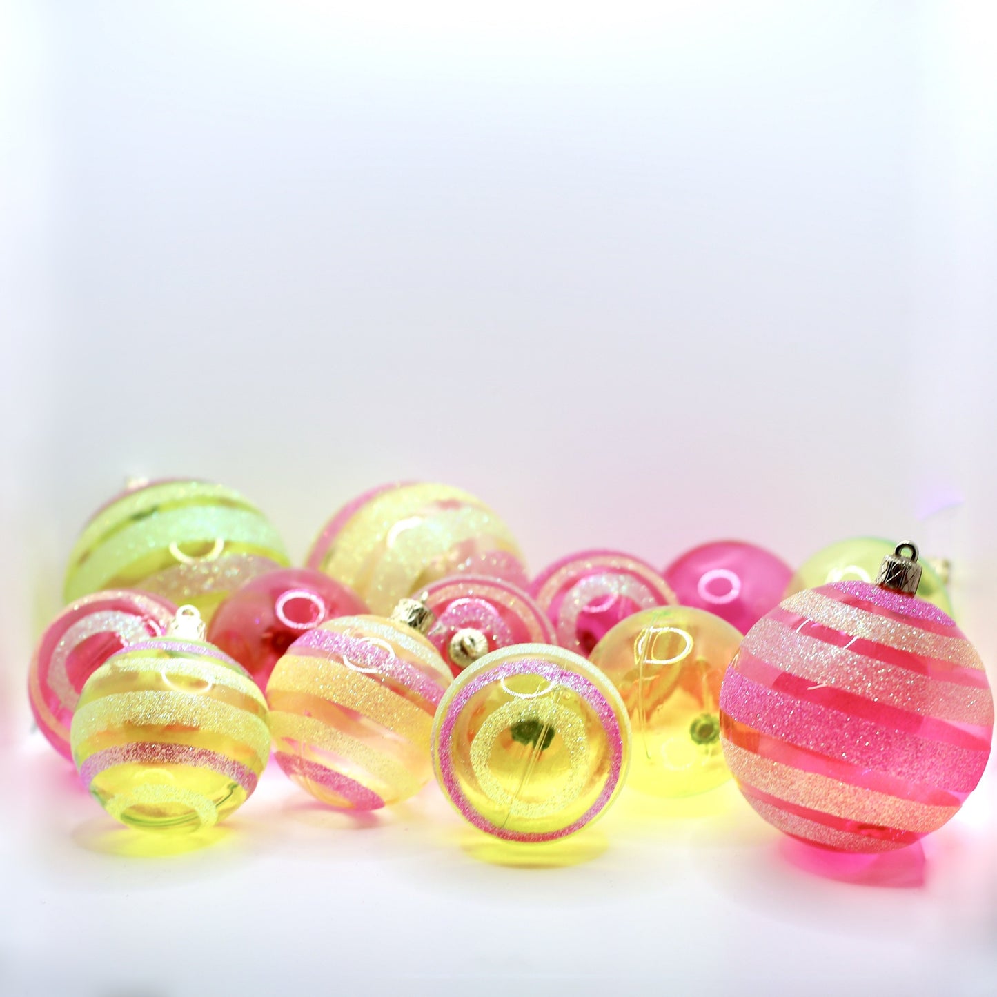 Lot de 20 boules en verres colorées Noël
