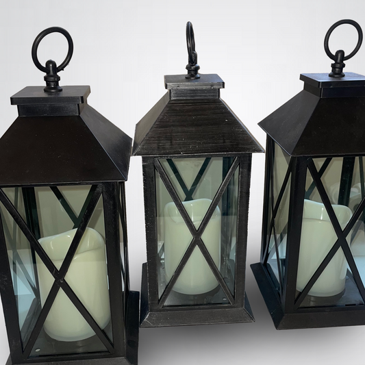 3 lanternes noires