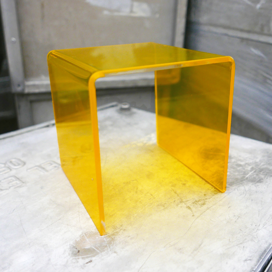 Lot de 9 rehausses jaune en plexiglas